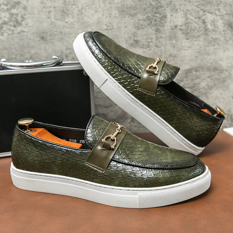British style Green Leather Loafers Men Fashion Business Office Casual Shoes Men Moccasins Casual Dress Leather Shoes for Men