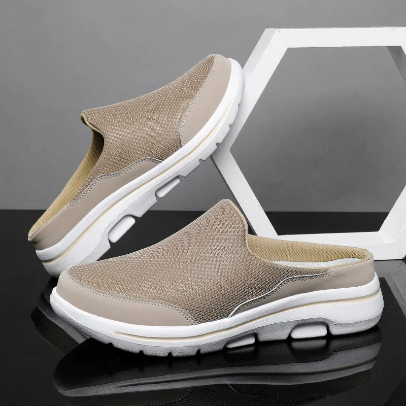 Men Slippers Summer Breathable Home Indoor Slippers Men Thick Bottom Slides Fashion Couple Walking Shoes