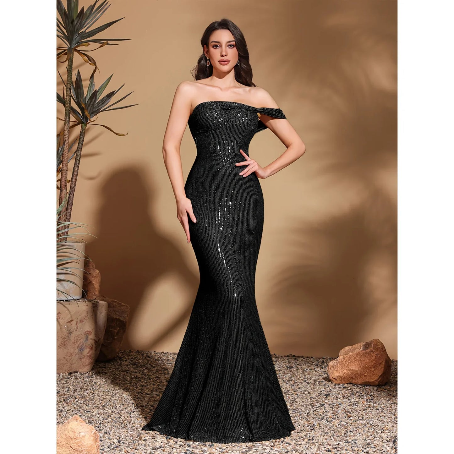 Sequined hip-hugging dress with one side hanging sleeves, elegant and chic dress