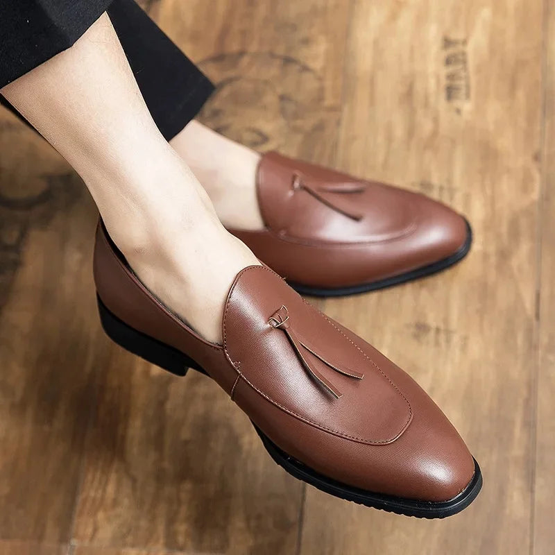 Casual Slip-On Wedding Shoes Men's Small Size Business Leather Shoes British Style Fashionable Loafers Polyurethane Upper Rubber