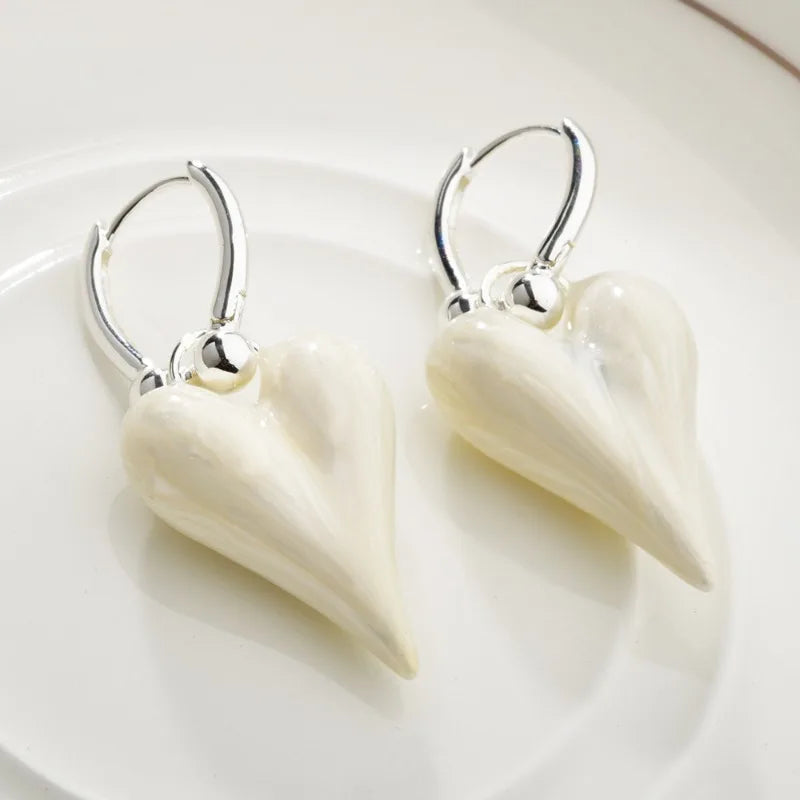 Fashion Jewelry Sweet Korean Temperament Heart Earrings For Women Party Gifts Simply Design Ear Accessories 2025 Trend New
