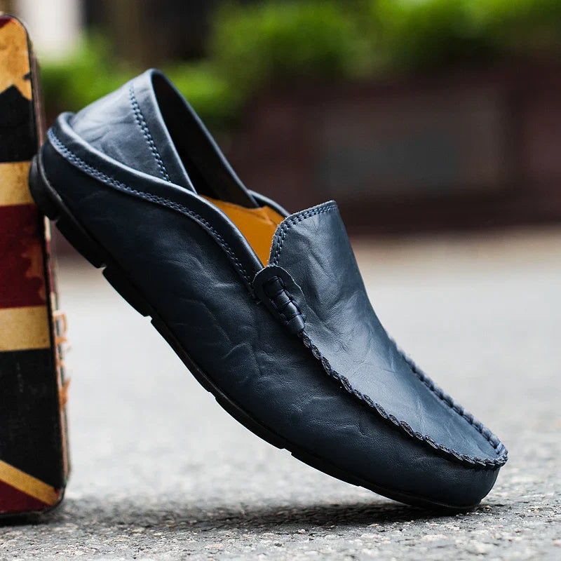 Moda Verão Masculina Mocassins Italianos Casuais de Luxo Sapatos Masculinos de Couro Genuíno Mocassins Leves e Respiráveis Slip-on Sapatos Náuticos