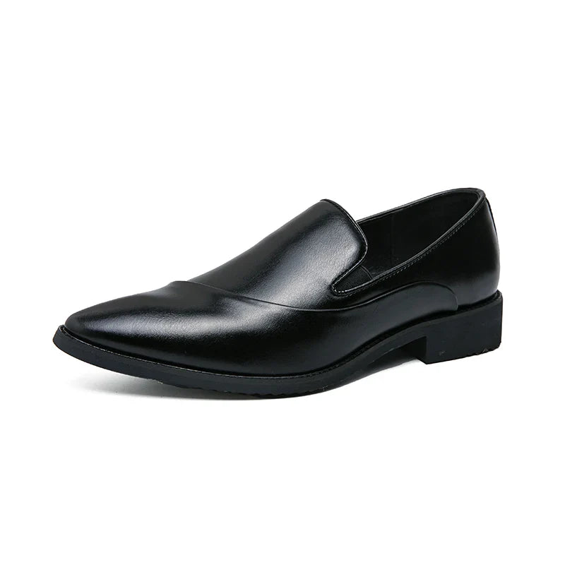 Casual Leather Shoes Large Size Men Business Shoes 2026 New Slip on Pointed leather Loafers Hand Polished Leather Casual Shoes