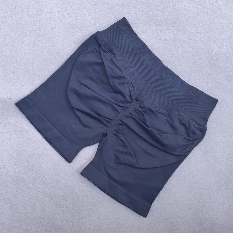 New Seamless Yoga Set Women 2Pcs Padded Halter Tank Top Scrunch Butt Lifting Gym Shorts Set Summer Sportswear Workout Clothes