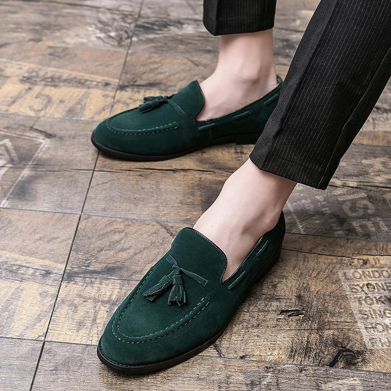 New men's black moccasin one-pedal loafers men's brown business dress shoes Italian wedding dress shoes 38-48 size.