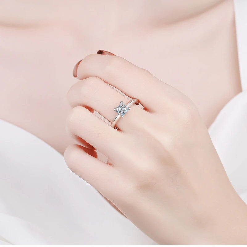 Anel de moissanite com corte princesa de 1 ct 2 ct para mulheres em prata esterlina 925, passa no teste de diamante, anéis de festa de casamento