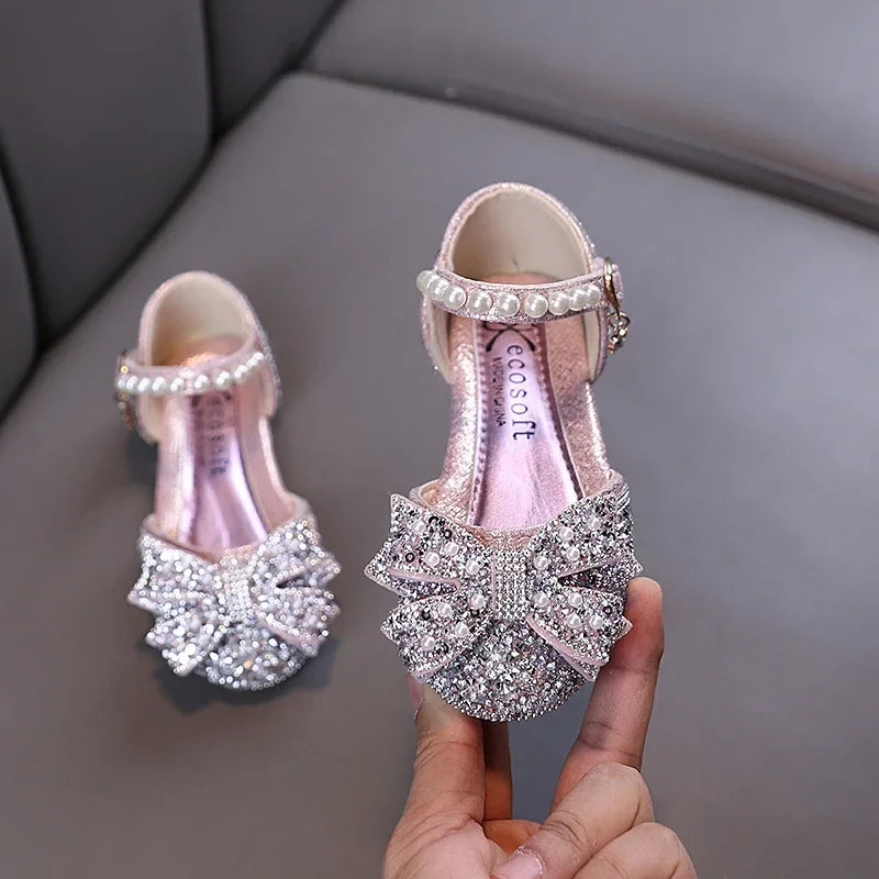 Luxury New Children Causal Dance Sandals Girls Rhinestone Flat Sandals Non-slip Fashion Kids Sequins Princess Performance Shoes