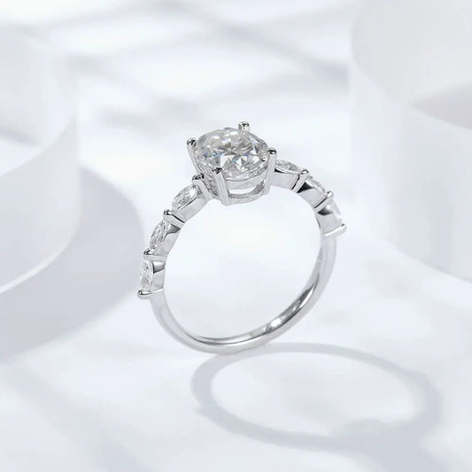 2ct Oval Cut Moissanite Engagement Rings for Women s925 Sterling Sliver Plated 18k White Gold Promise Ring for Her Gift