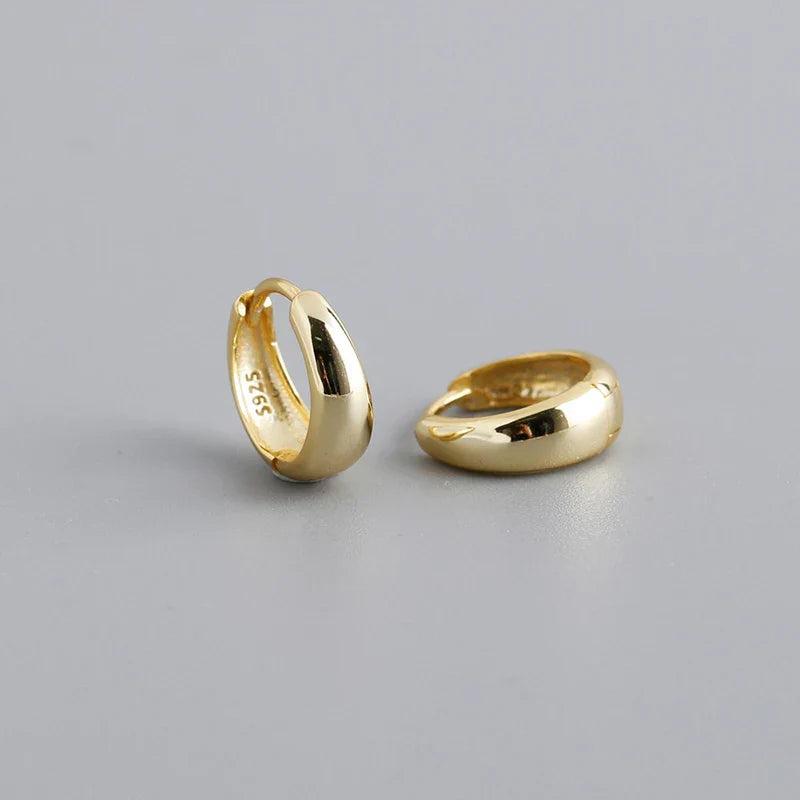 925 Sterling Silver Simple Wide Huggies Gothic Hoop Earrings for Women European Unisex Piercing Rock Jewelry Ear Buckles