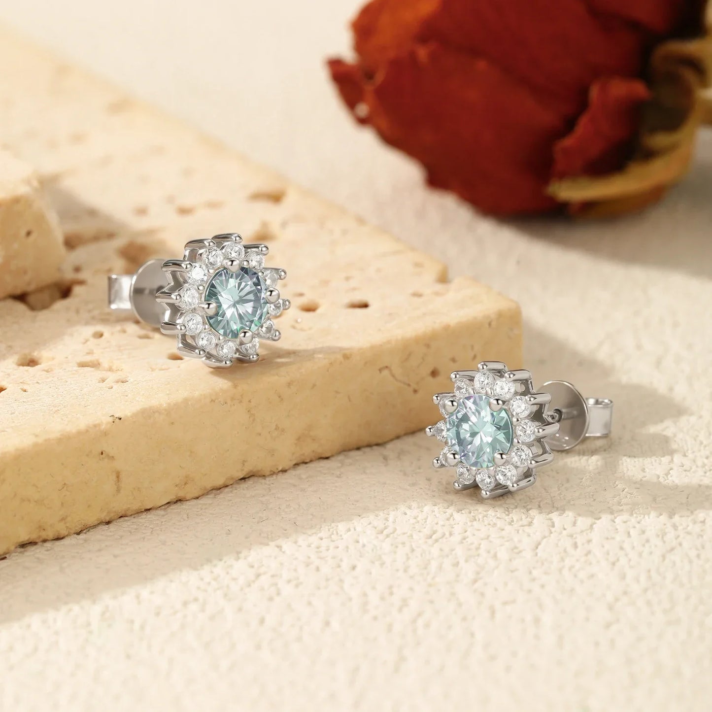 1CT Green Moissanite Classic Halo Earrings 925 Sterling Silver Sparkling Sun Stud Earrings For Women Party Fine Jewelry