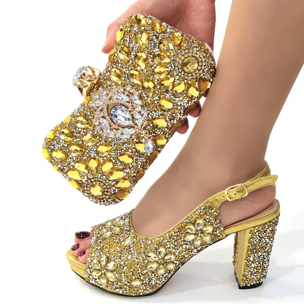 Conjunto de Sapatos de Salto Alto com Strass e Bolsa Feminino Luxuoso Último Design Italiano de Verão para Casamento Festa de Natal