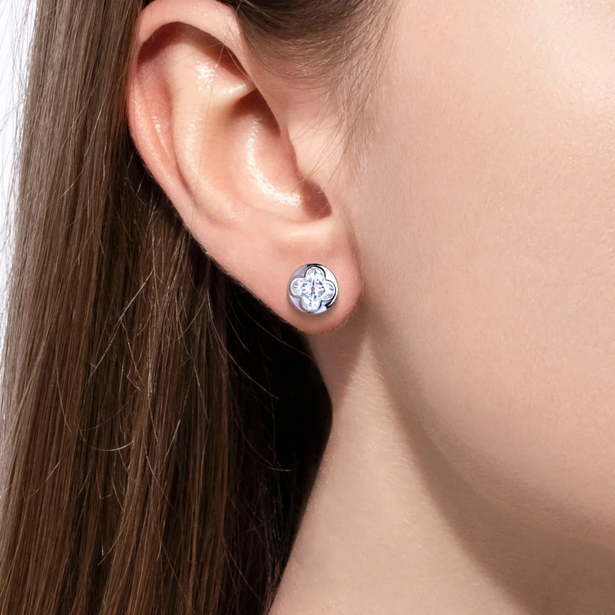 2cttw Four-Leaf Clover Cut Moissanite Bezel Earrings 925 Sterling Silver 18K Gold Plated Stud Earring for Women