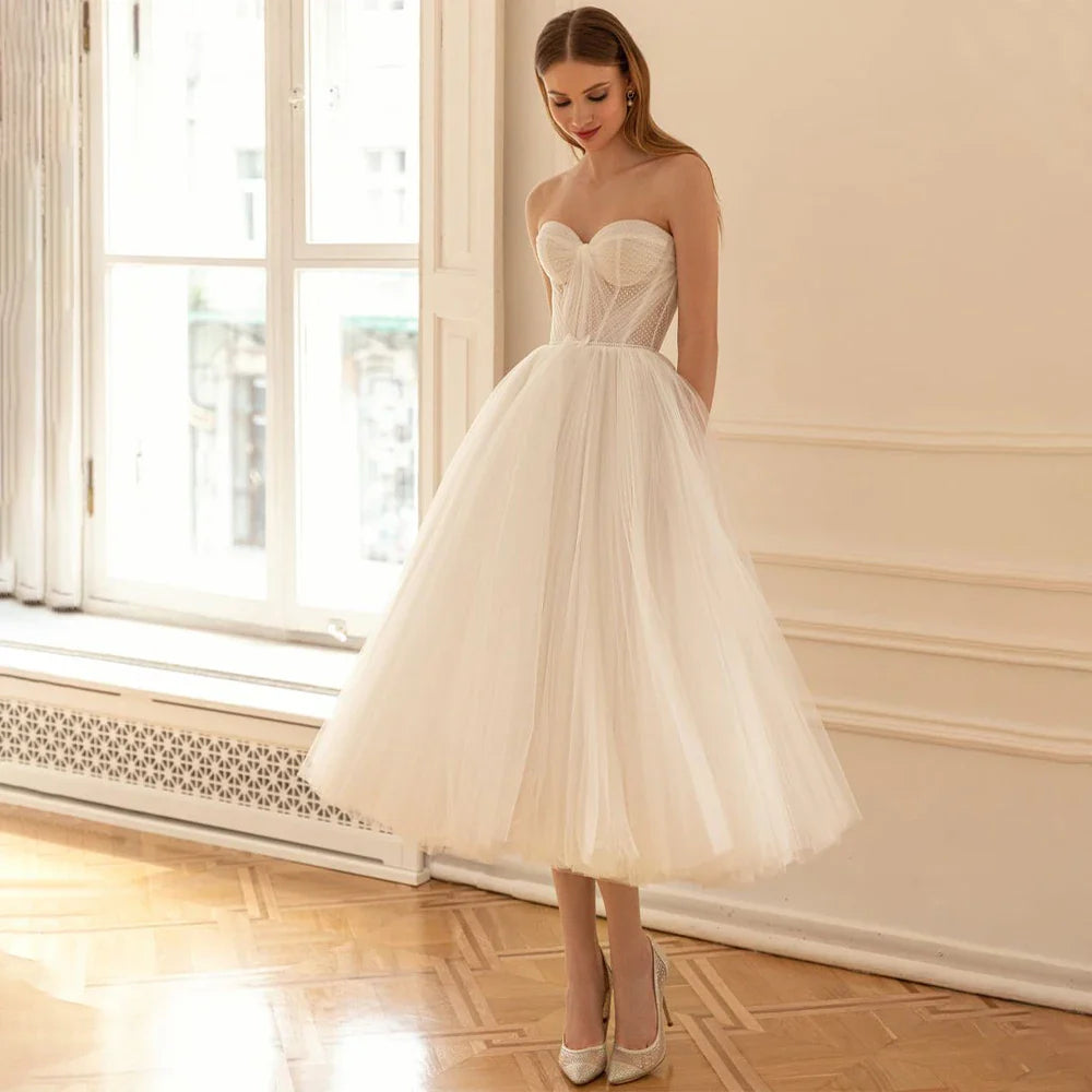 Short Wedding Dress for Bride A Line Sweetheart Sleeveless Princess Gown Midi White Tulle Backless Simple Bridal