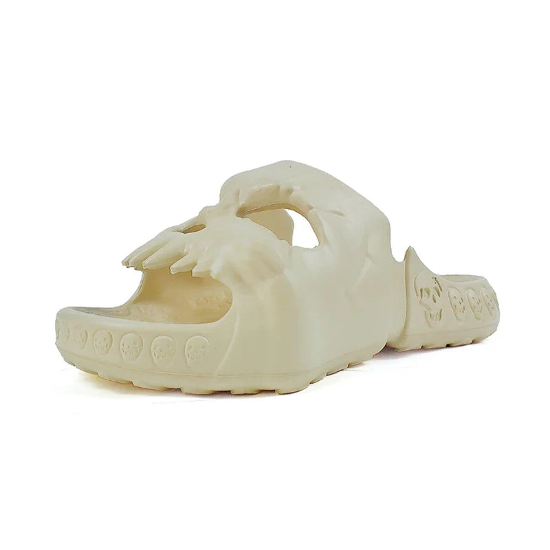 Pantufas Macias e Modernas para Homens e Mulheres – Sandálias de Banho com Design de Caveira em Preto, Branco, Marrom