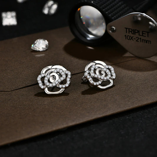 New Diamond Moissanite Stud Earrings for Women S925 Silver 18k Gold Plated Orginal Flower Wedding Jewelry Travel Gift