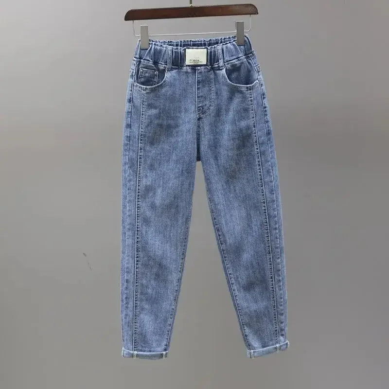 Calça Jeans Feminina de Cintura Alta com Elástico na Cintura
