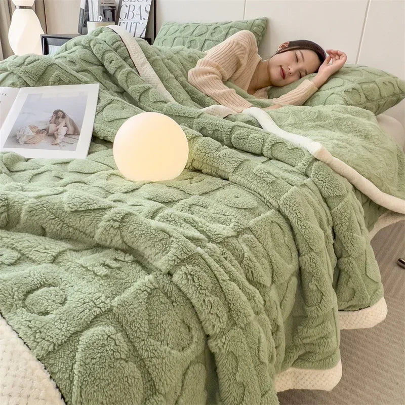 Winter Thick Lamb Fleece Blanket Solid Color Hibiscus Nap Blanket Coral Fleece Heart Shap Sofa Mat A Grade Cotton Bed Sheets