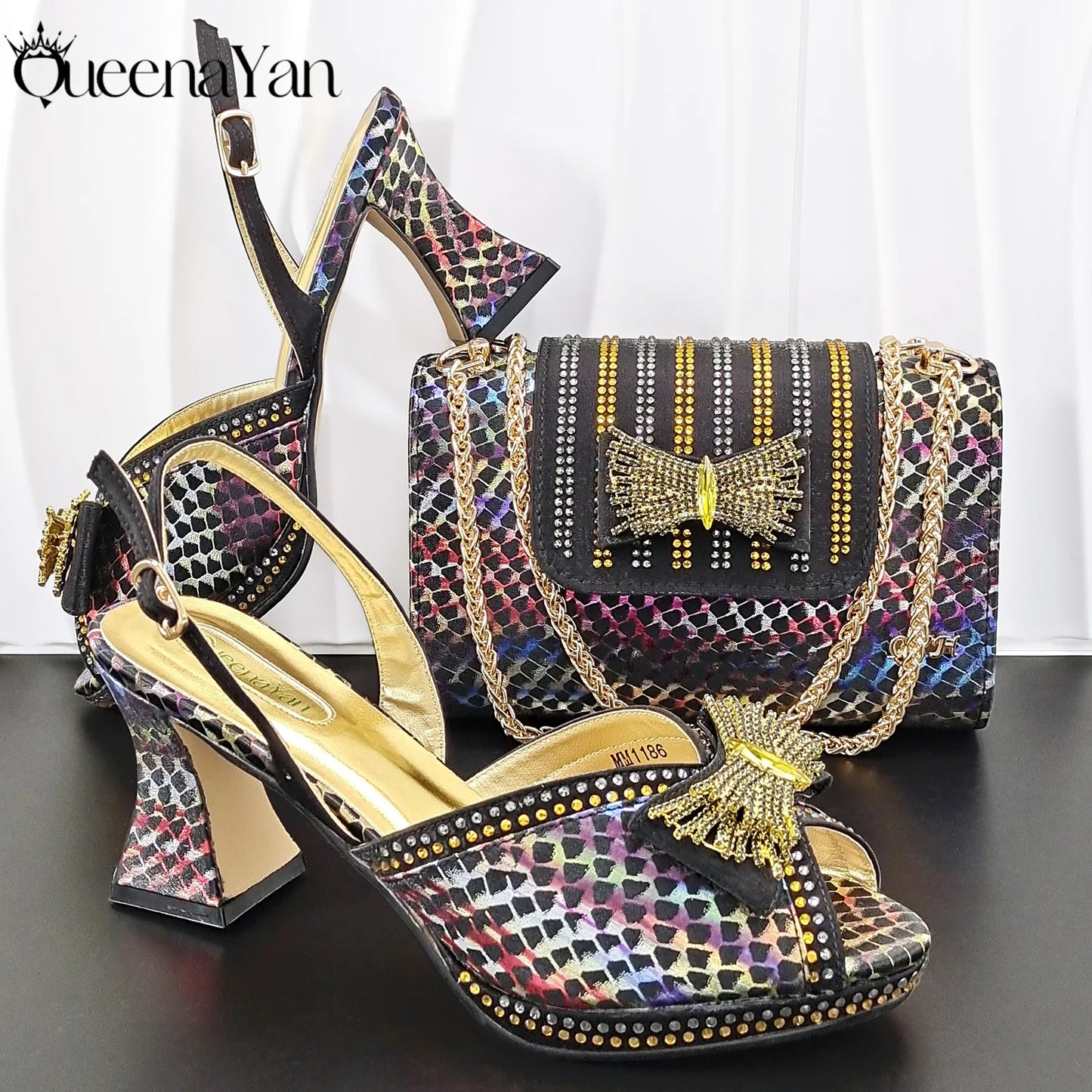Sky Blue Color Party Peep Toe High Heels and Handbag Set With Striped and Rhinestone Decoration Design