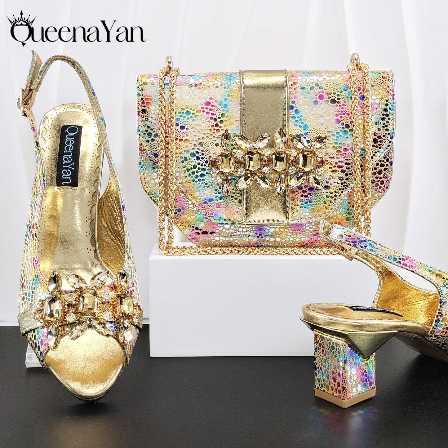 Nigerian Style Rhinestone Embellished Three-Dimensional Bag And Good Material Peep Toe Pumps Elegant Clutch Bag Women Shoes