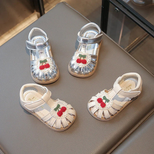 Summer Baby Girls Sandals Pu Leather Cartoon Strawberry Children's Beach Sandals Cowhide Non-slip Sole Kids Shoes
