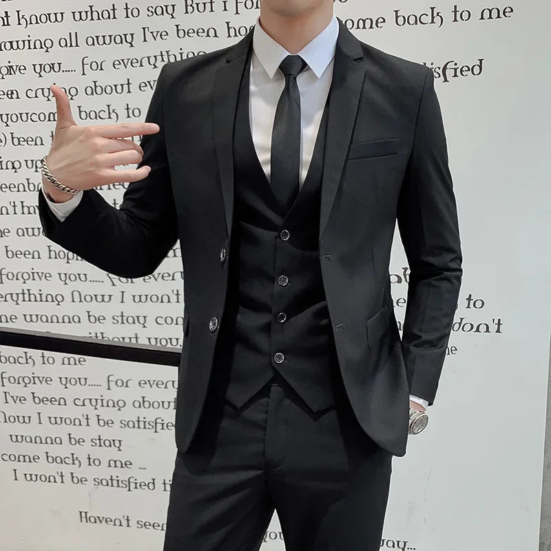 Suit Men's (Blazer+ Vest + Pants) 2025 Business Gentleman Fashionable and Fitted Casual Work Solid-color Wedding Best Man Suit