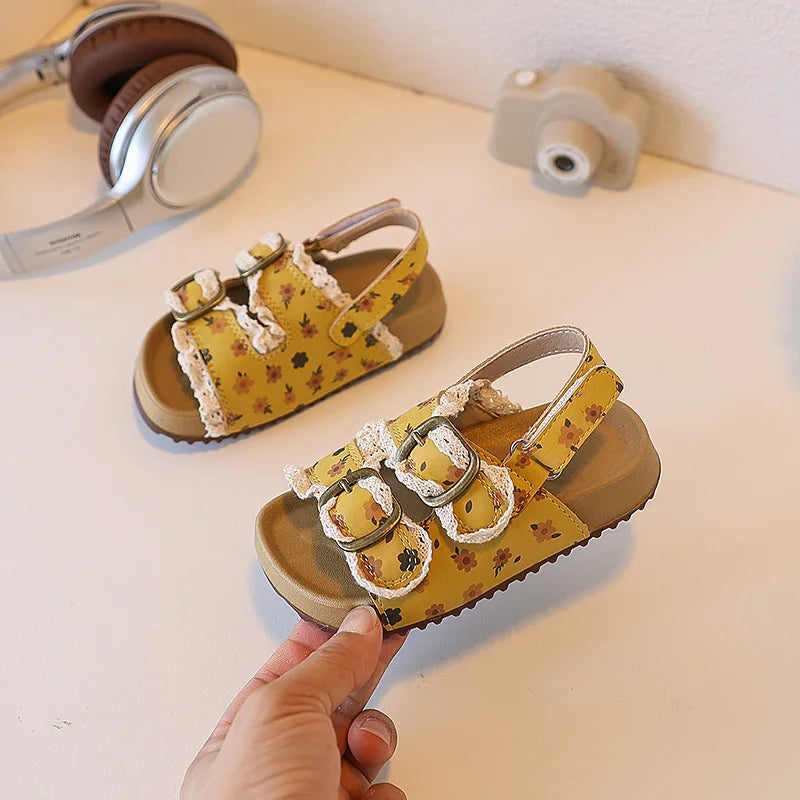 2026 Summmer Girls Shoes Comfortable Soft Sole Sandals Fashionable Open Toe Polka Dot Sandals Boys Girls Beach Shoes