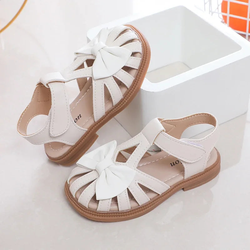 Cute Girls Sandals Bow Peep-toe 2023 New Soft Hook & Loop Beige Kids Princess Shoes Casual Shoes PU Cute Children Shoes Non-slip