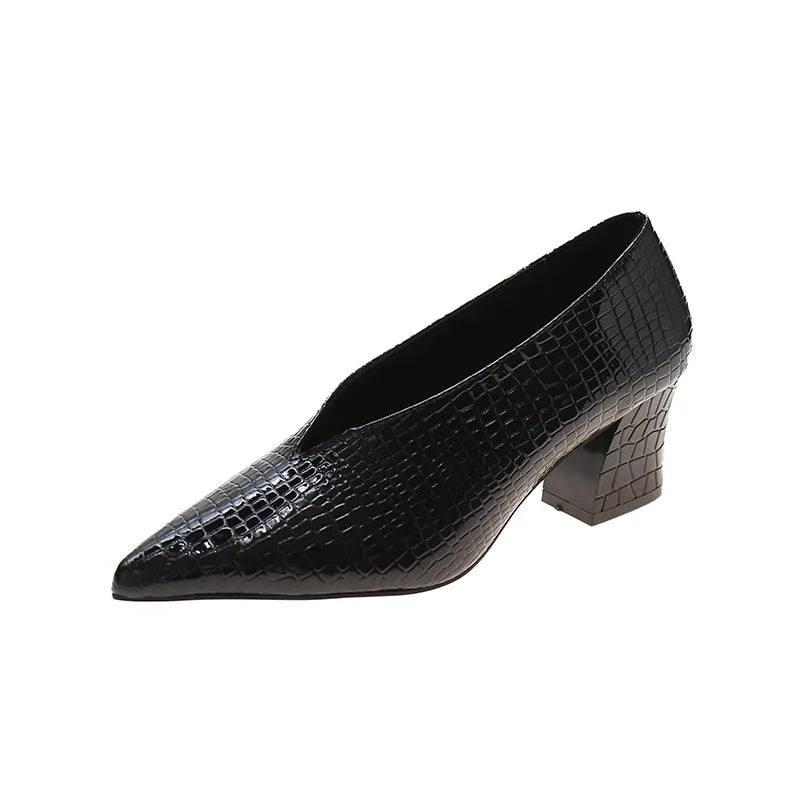 Vintage black Soft Leather Shallow Pointed Toe Thick Heel Women's Flats 2024 New Spring Summer High Heel Versatile High Shoes