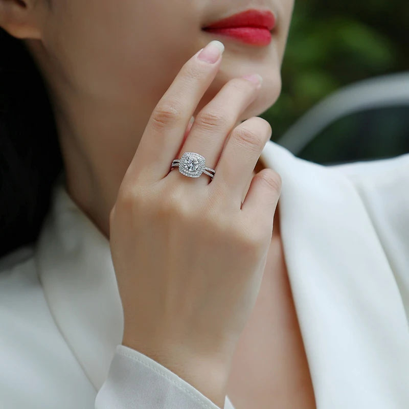 6.5mm D Color Moissanite Wedding Rings for Women Sparkling Square S925 Pure Silver Sweet Holiday Bands Jewelry Wholesale