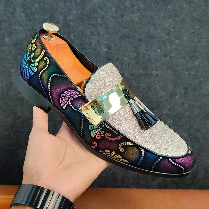 New Loafers for Men Flock Embroider Tassel Casual Shoes Slip-On Breathable Handmade Mens Dress Shoes Size 38-47