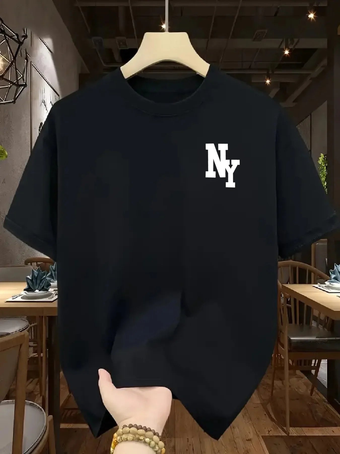 Mens Summer Short-sleeved T-shirt with A New York Pattern and A Casual Round-neck Design Suitable for Trendy Casual Outfits