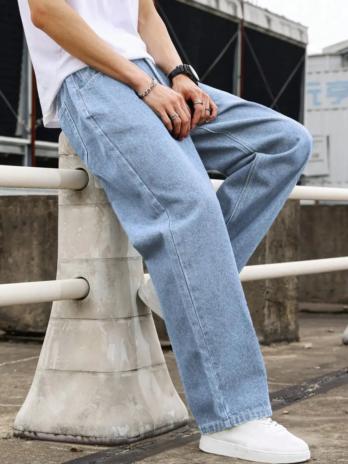 Men's Light Blue Washed Wide-Leg Jeans, Loose Straight Fit, Trendy Casual Style for All Seasons