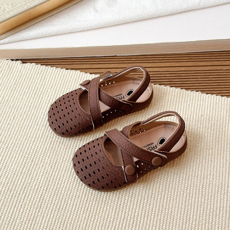 Summer New Kids Mary Jane Sandals Hollow-out Breathable Girls Causal Flat Shoes Non-slip School Children Fashion Retro Sandals