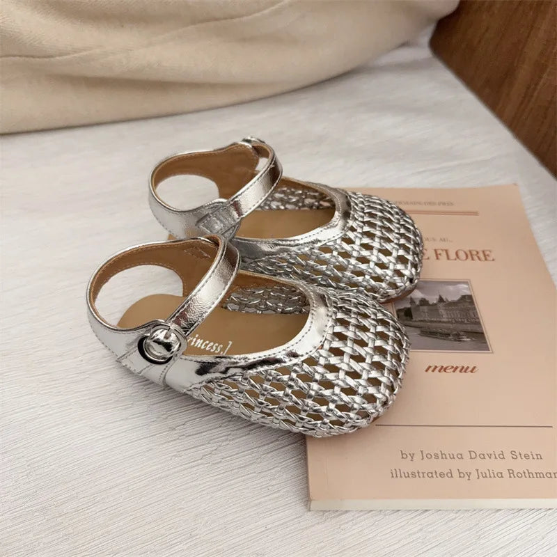 Children's Summer Sandals New Soft Bottom Kids Sandals for Girls Fashion Sequin Causal Beach Shoes Non-slip Breathable Mesh