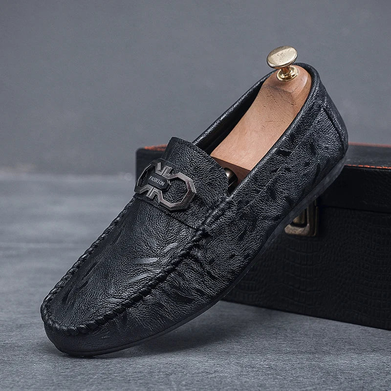 Brand Spring Summer Hot Sell Moccasins Men Loafers Leather Casual Shoes Men Flats Lightweight Driving Boat Shoes Male Footwear