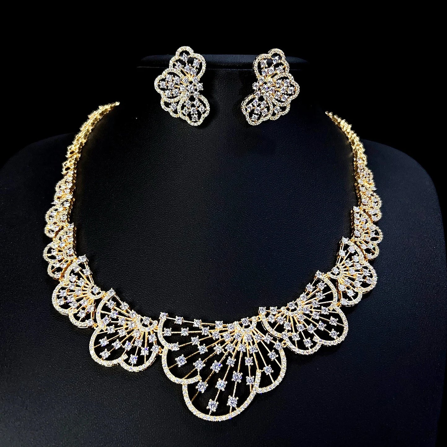 Famous Brand Super Luxury Fan-shaped Design Women Wedding Naija Bridal Cubic Zirconia Necklace Dubai Dress Jewelry Set