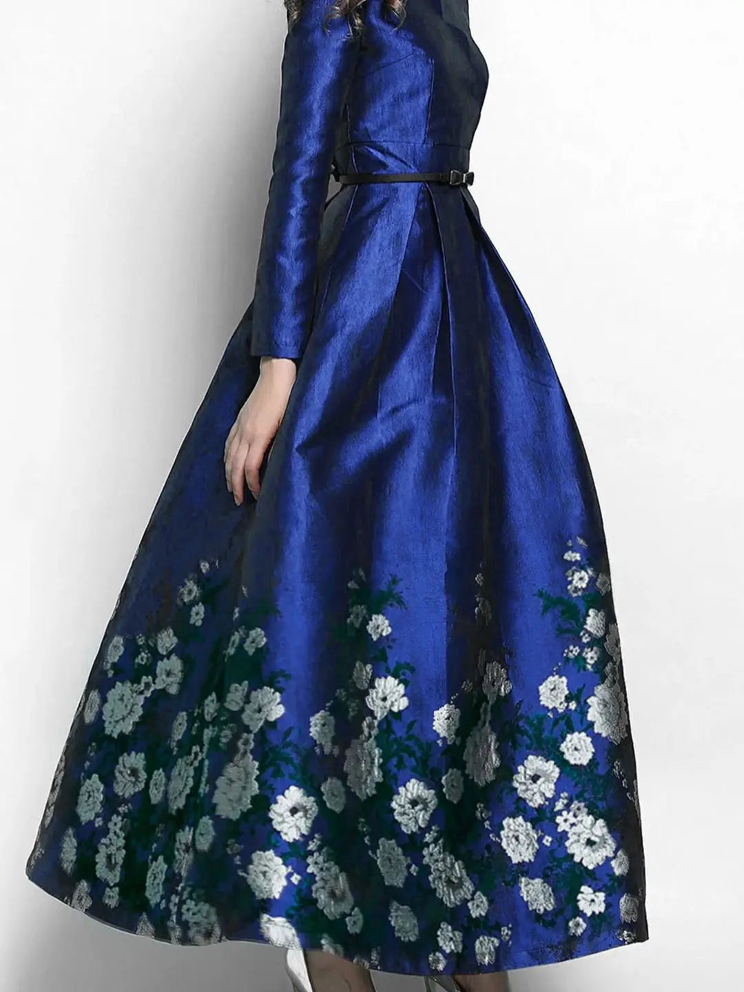 Novo Modelo Vestido longo jacquard luxuoso e elegante para festa à noite vestido de manga comprida sem cinto vestido formal