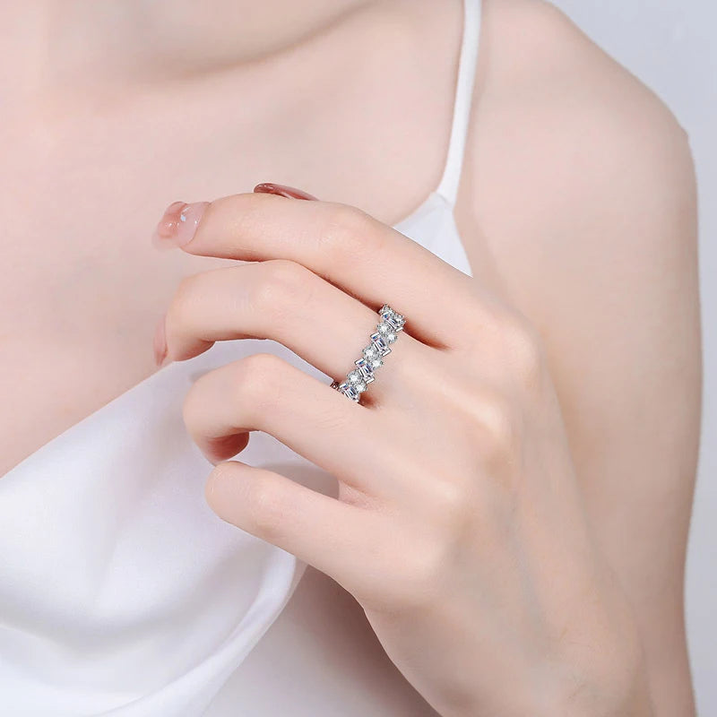 Full D Color Moissanite Diamond Rings for Women S925 Sterling Silver with Gold Plated Wedding Engagement Band Ring