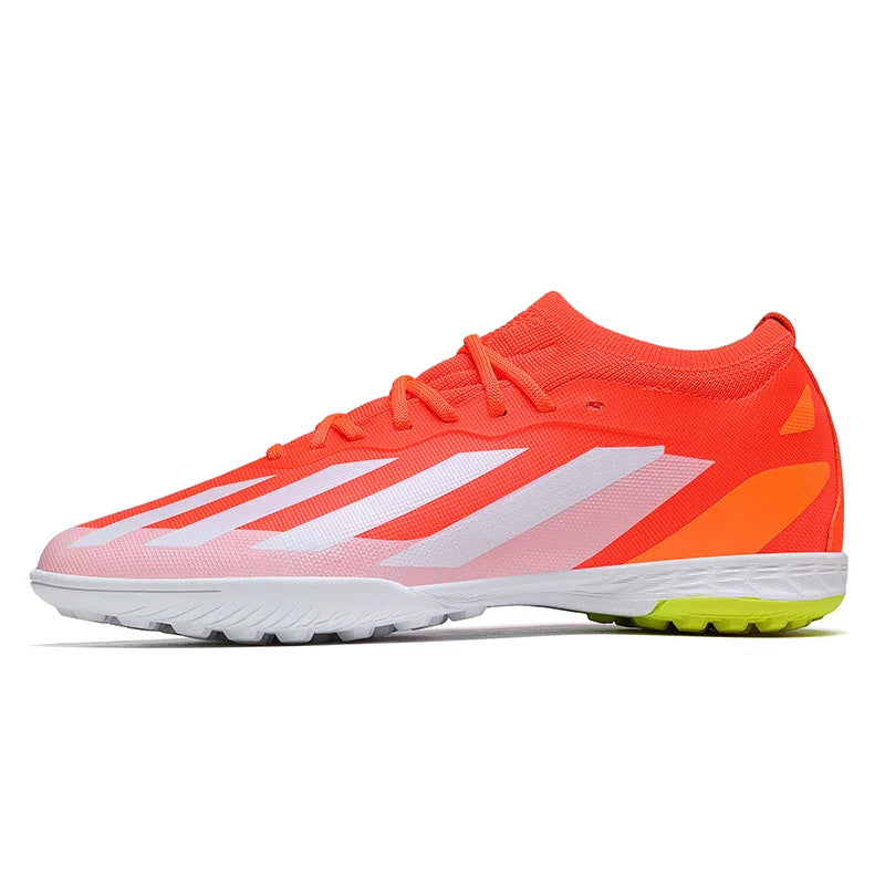 New Football Field Boots Ultralight Men Soccer Shoes Society Comfortable FG Boy Studded Sneaker Original Football Boots Sports