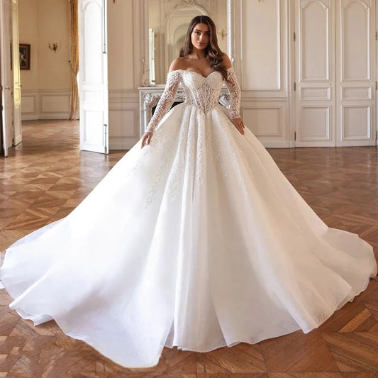Customized Sweetheart Lace Up Ball Gown Wedding Dress Exquaisite Appliques Long Sleeve Princess Bridal Gown Vestido De Novia