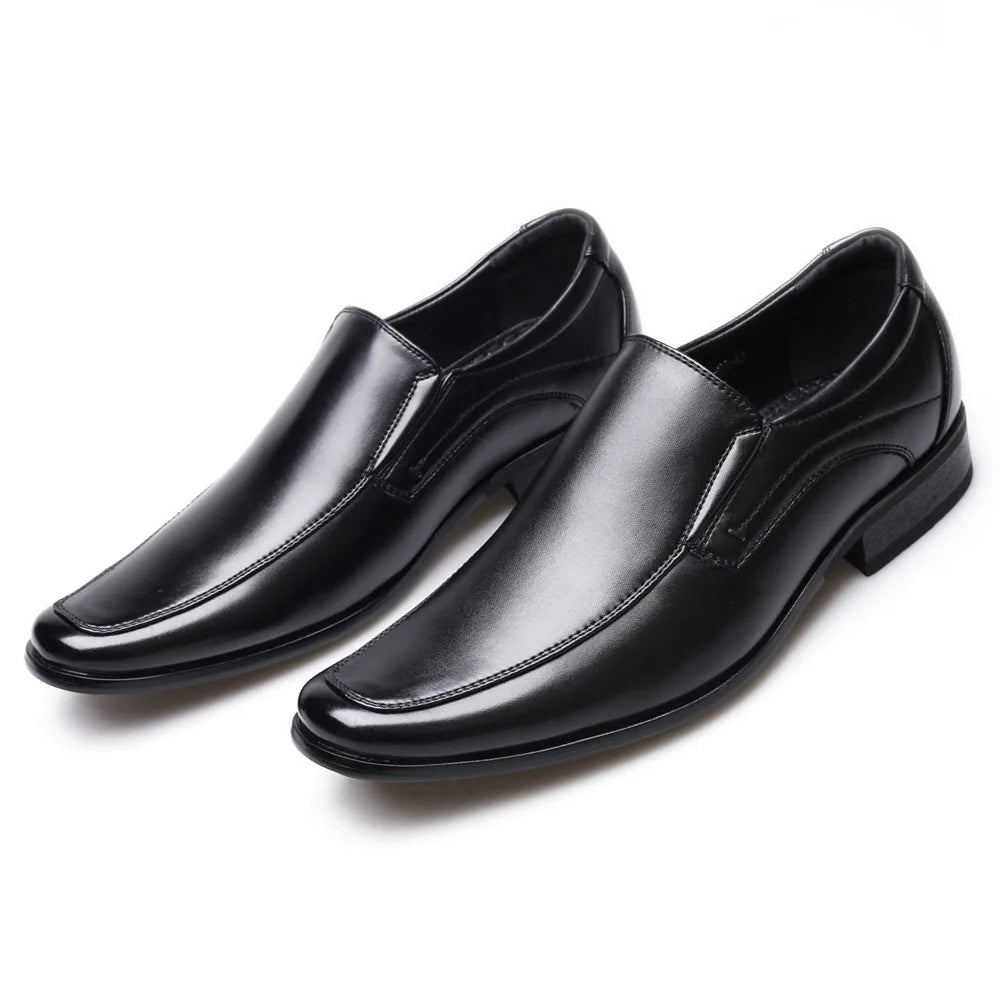 Sapatos femininos casuais de couro, sapatos masculinos sociais de tamanho grande, mocassins slip-on com bico quadrado, sapatos casuais de couro polido à mão