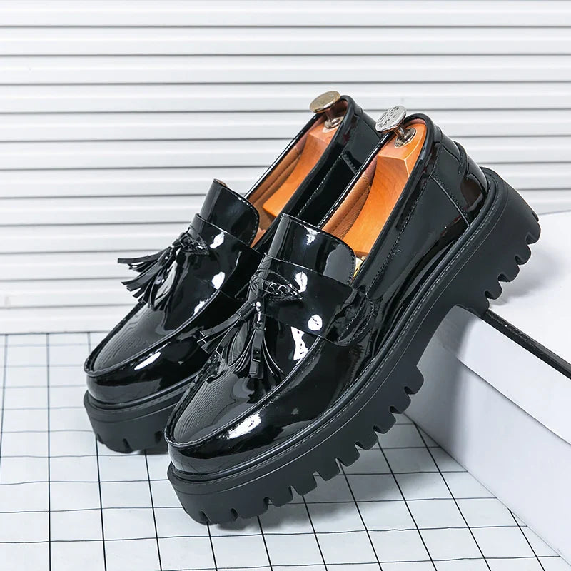 Sapatos Casuais Masculinos Confortáveis Loafers de Condução Leves Mocassins Masculinos Lantejoulas Brilhantes Festa Casamento Preto Vestido Plano Tassel