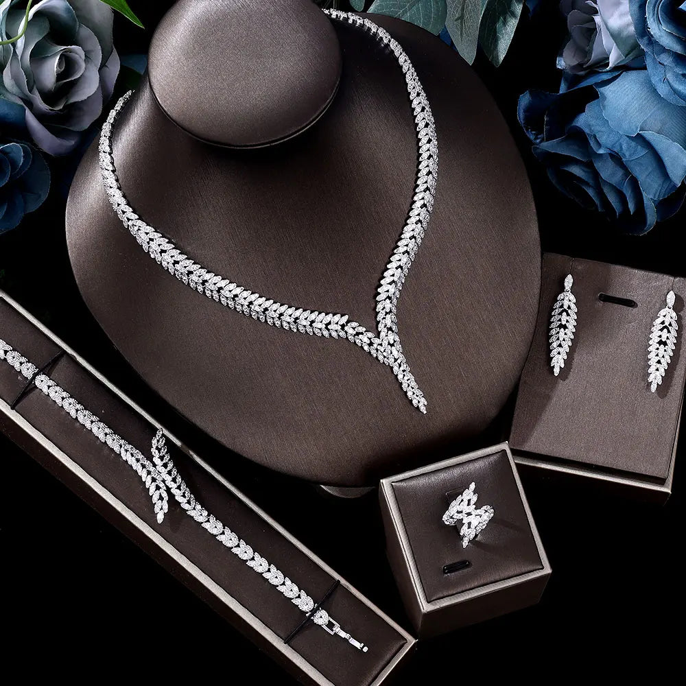 2023 Novo Conjunto Quente de 4 Peças Noiva Nigeriana Zircônia Cúbica Dubai Colar Pulseira Brincos Zircônia Cristal Conjunto de Joias de Casamento