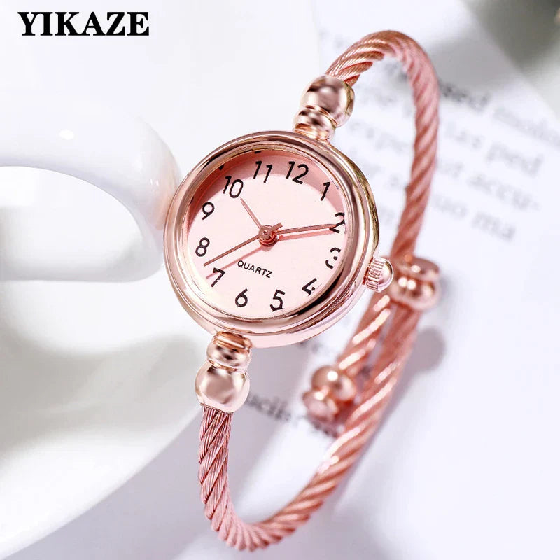 Women Bracelet Watch Retro Gold Bangle Women Watches Stainless Steel Retro Ladies Quartz Wristwatch Clock Dress Watch