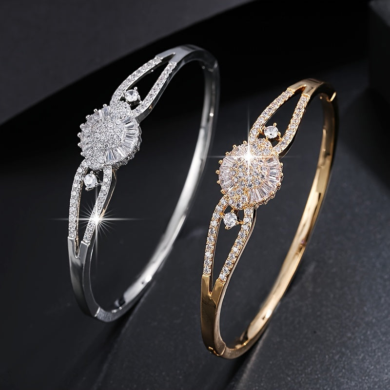 Elegant And Sophisticated Zirconia Bracelet With A Trendy And Minimalist Design