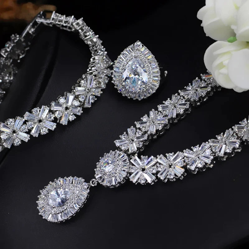 Luxury Wedding Indian Bridal Jewelry Sets Women Snowflakes Cubic Zirconia 4 pcs Necklace Earrings for Women