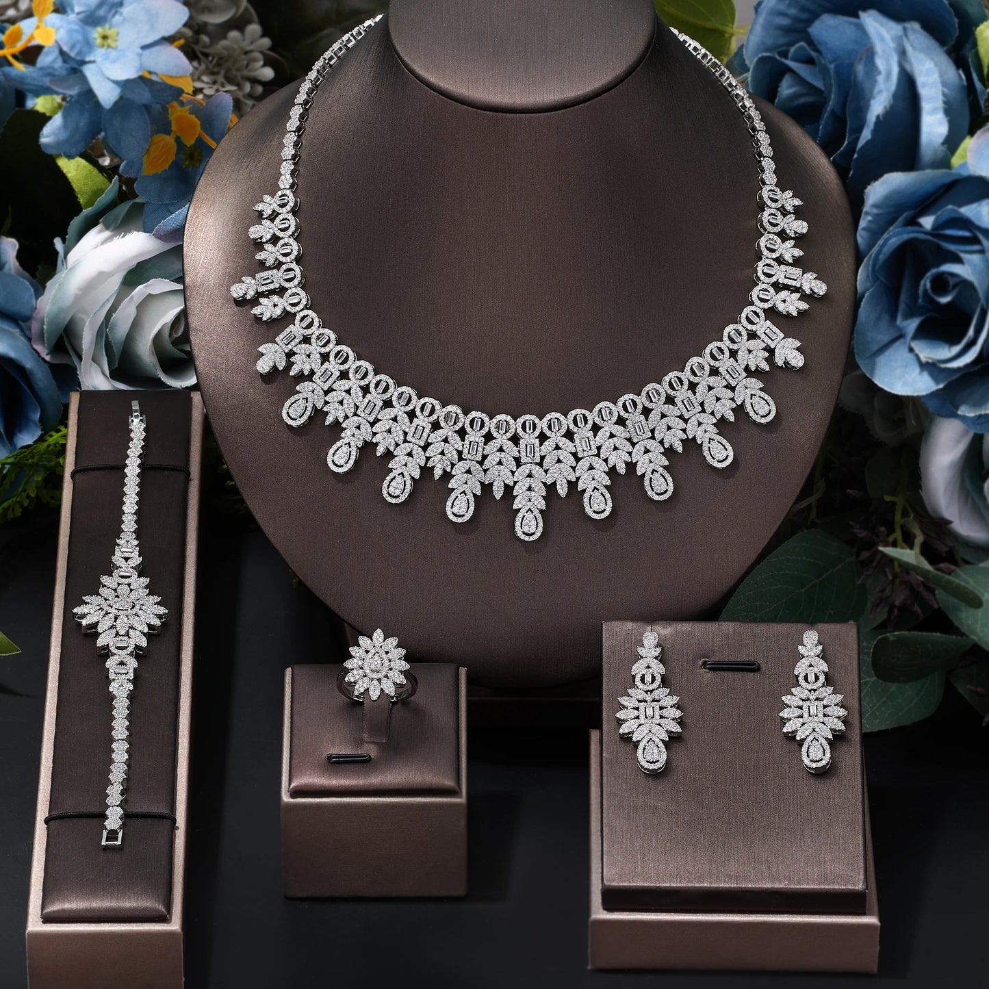4 pieces of bride zirconia full set of women's party jewelry, luxury Dubai Nigeria CZ luxury crystal wedding necklace set