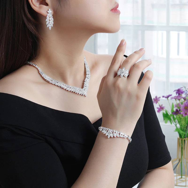2024 Fashion Minimalist 4-piece Cubic Zirconia Bridal Wedding Jewelry Set Saudi Nigeria Women's Romantic Wedding Dress