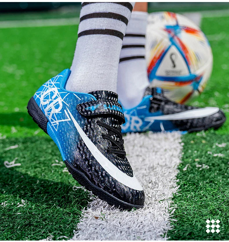 Professional Kids Soccer Shoes Football Boots Ultralight Cleats Non-Slip Training Match Football Shoes For Boys And Girls