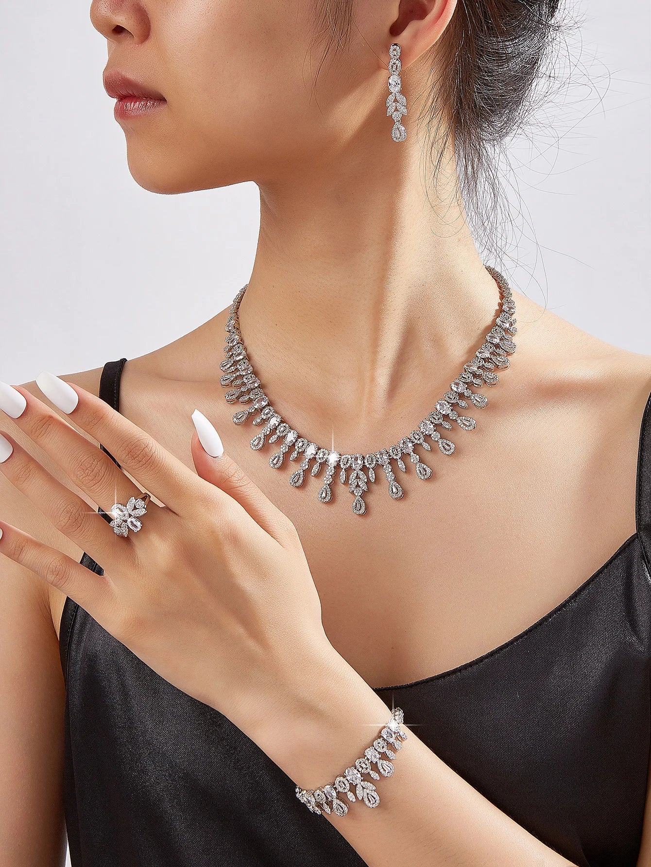 2025 New 4-piece Bride Zirconia Full Set Women's Party Jewelry Set Luxury Dubai Nigeria CZ Crystal Wedding Jewelry Set